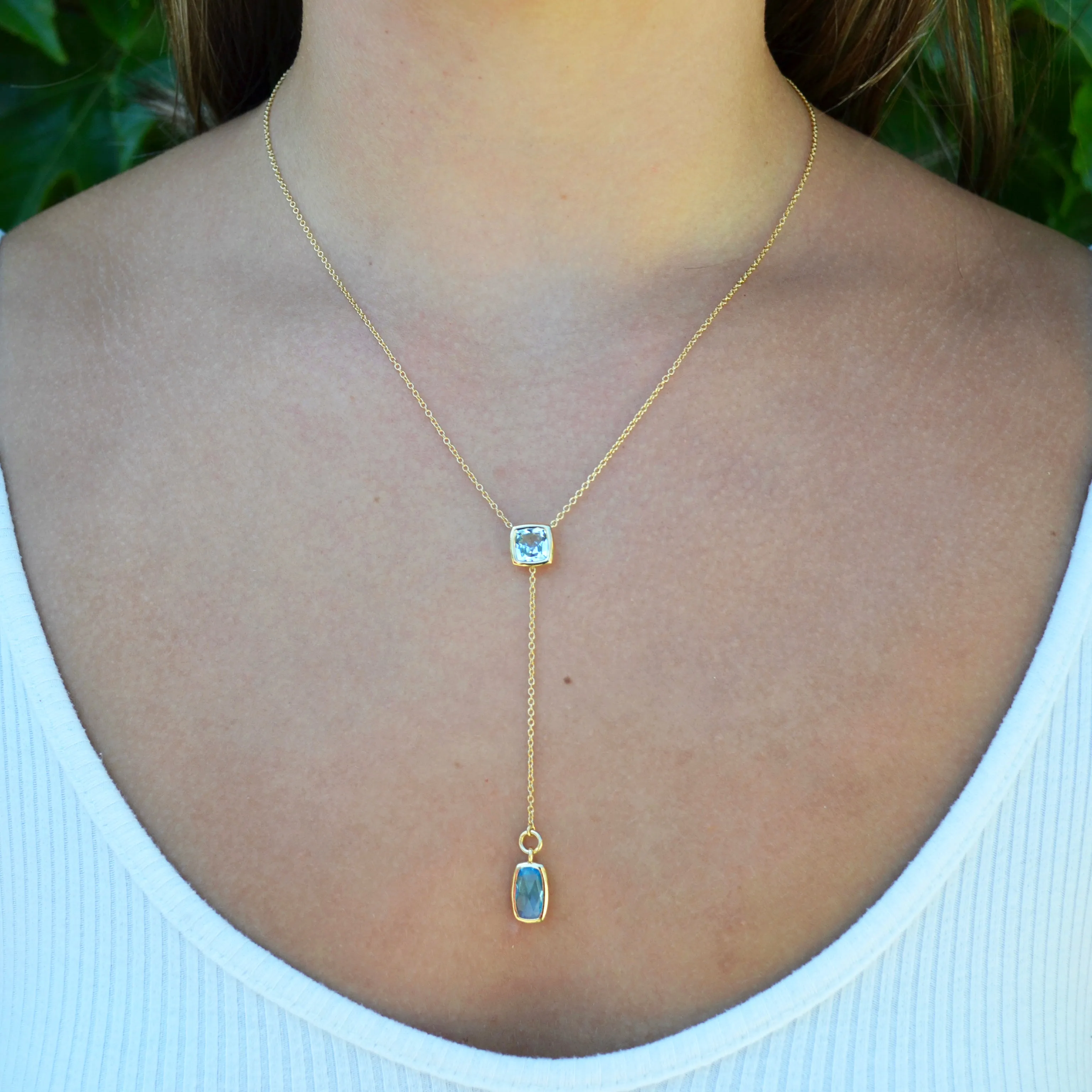 A & Furst - Gaia - Lariat Necklace with Blue Topaz, 18k Yellow Gold