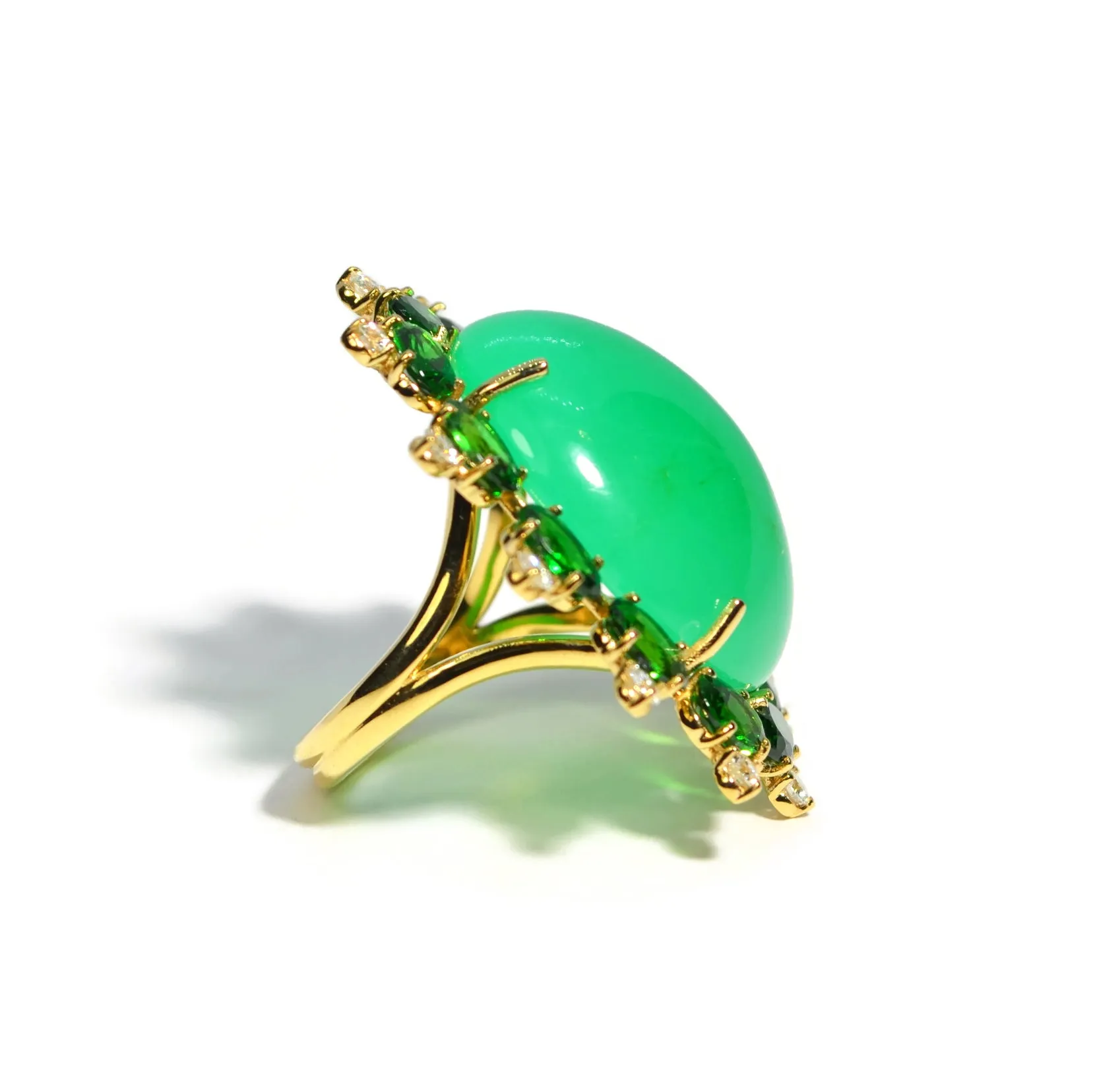 A & Furst - Sole - Cocktail Ring with Natural Chrysoprase, Tsavorite Garnet and Diamonds, 18k Yellow Gold