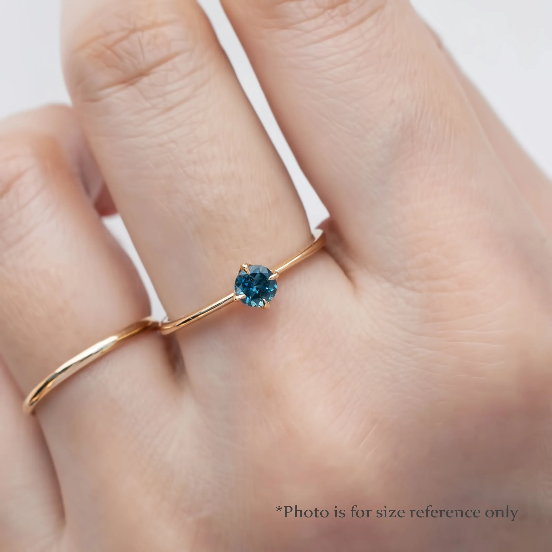 Alice Ring 4mm 0.35ct Blue Montana Sapphire, 14k Rose Gold