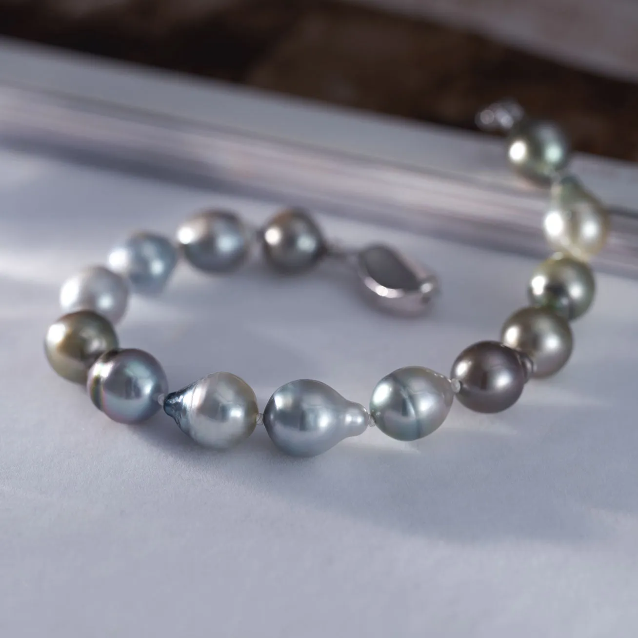 Baroque Tahitian Pearl Bracelet WB00232