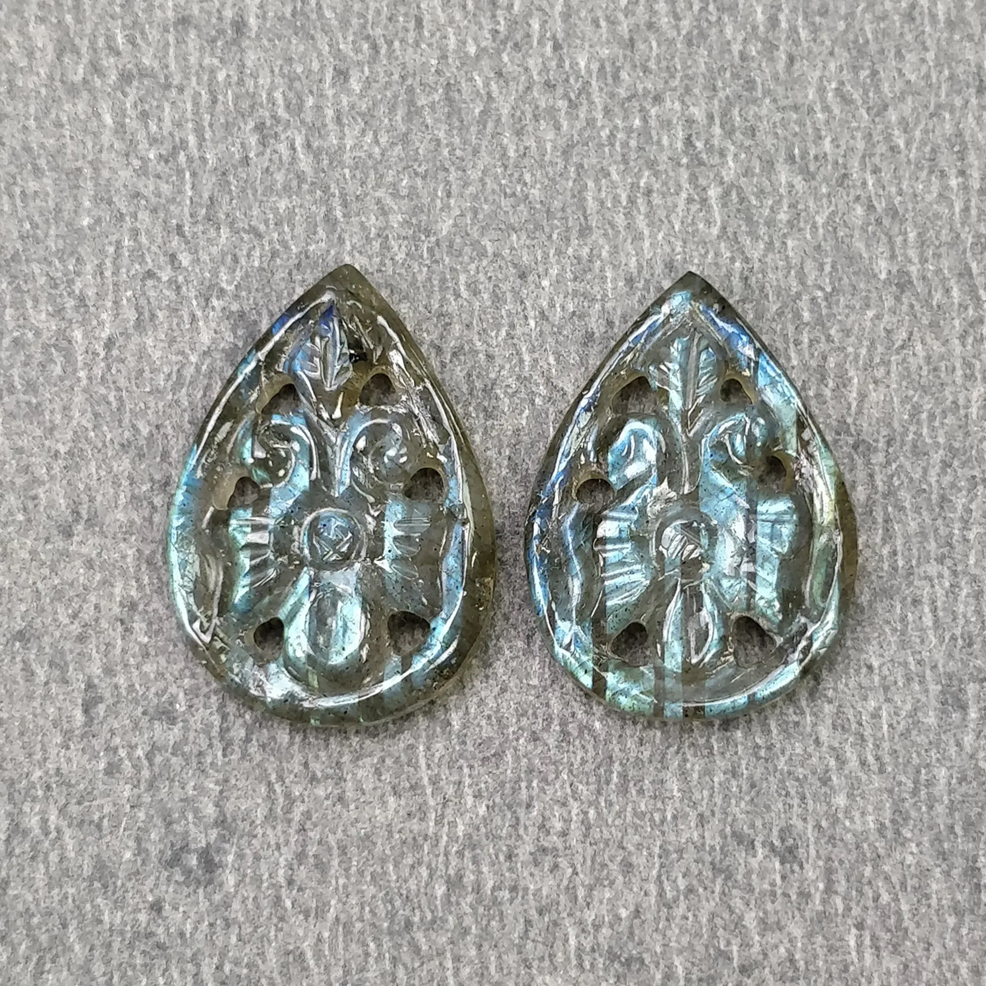 BLUE LABRADORITE Gemstone Carving : 7.00cts Natural Untreated Labradorite Gemstone Hand Carved Pear Shape 16*11mm Pair (With Video)