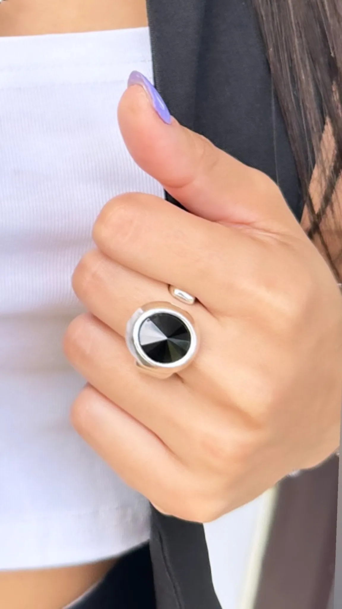 DESTELLOS BLACK CRYSTAL ADJUSTABLE RING