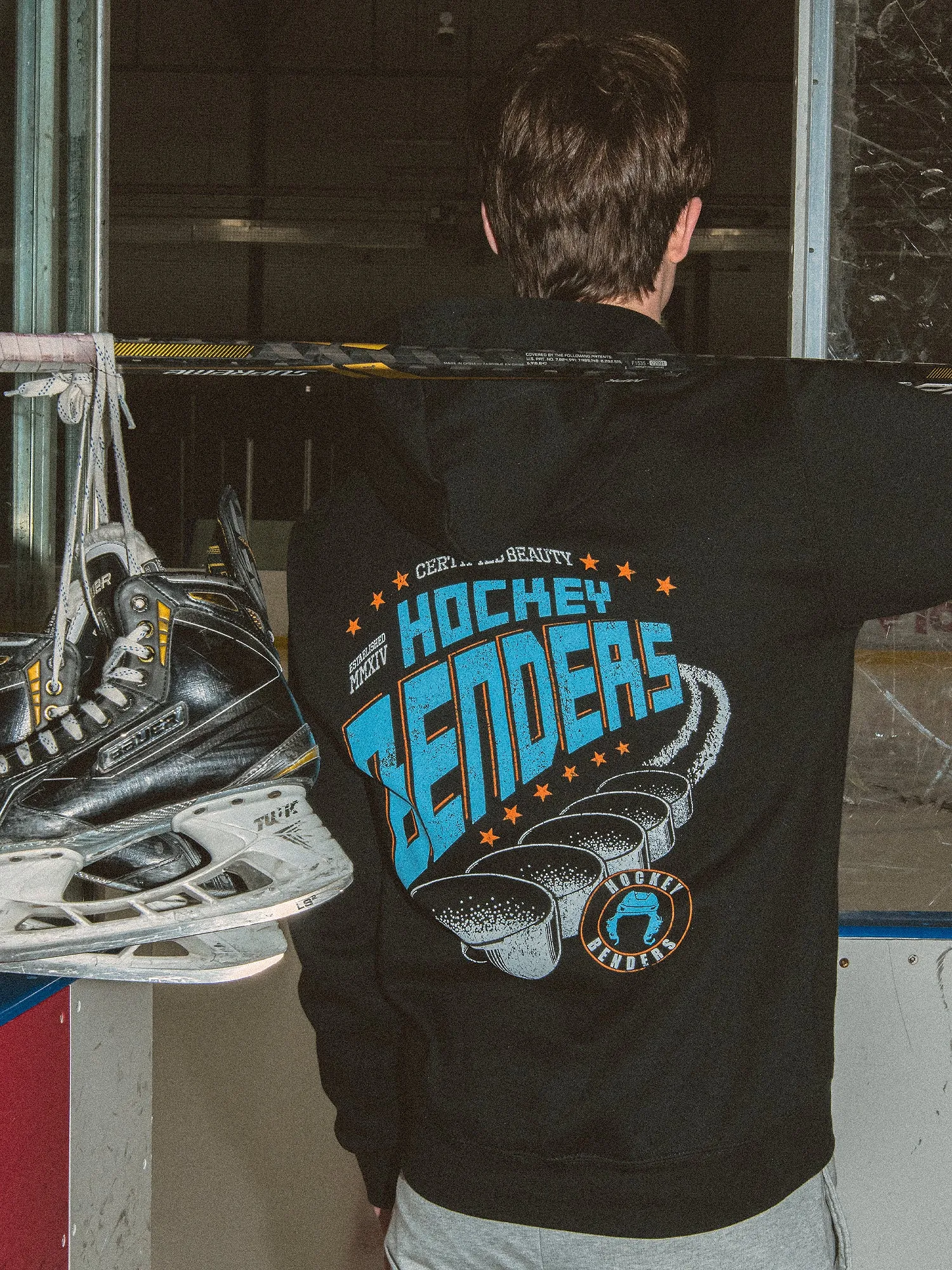 HOCKEY BENDERS RETRO PULLOVER HOODIE