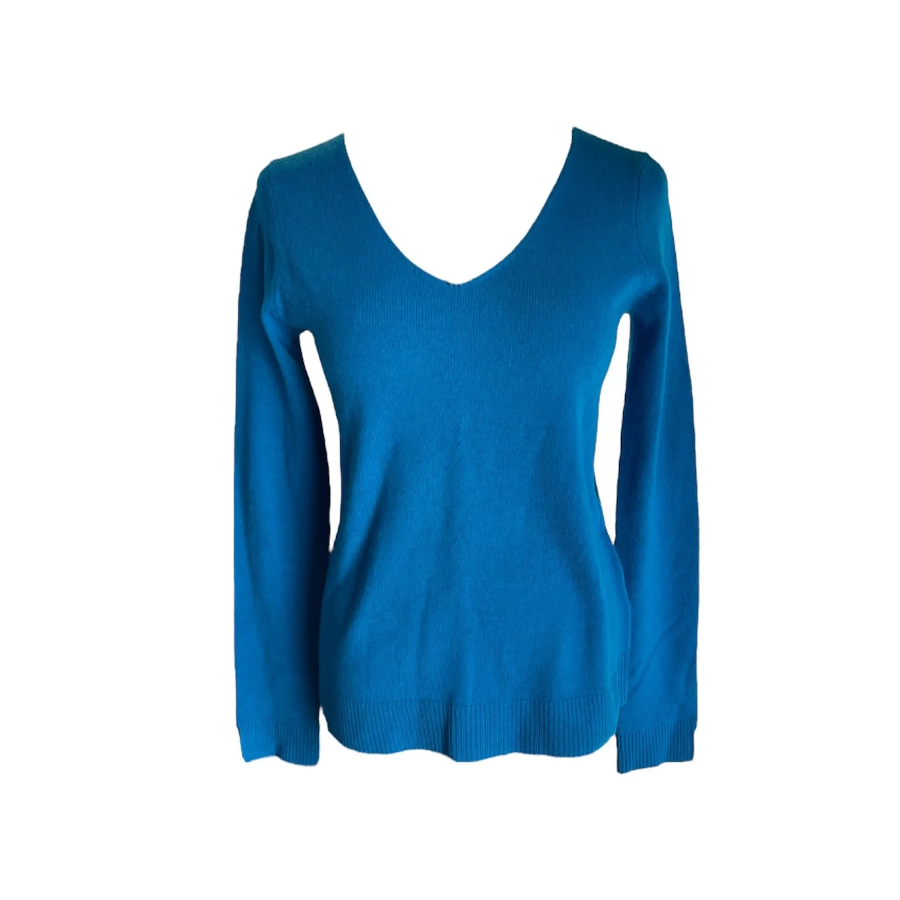 In Cashmere Sweater (Blue)