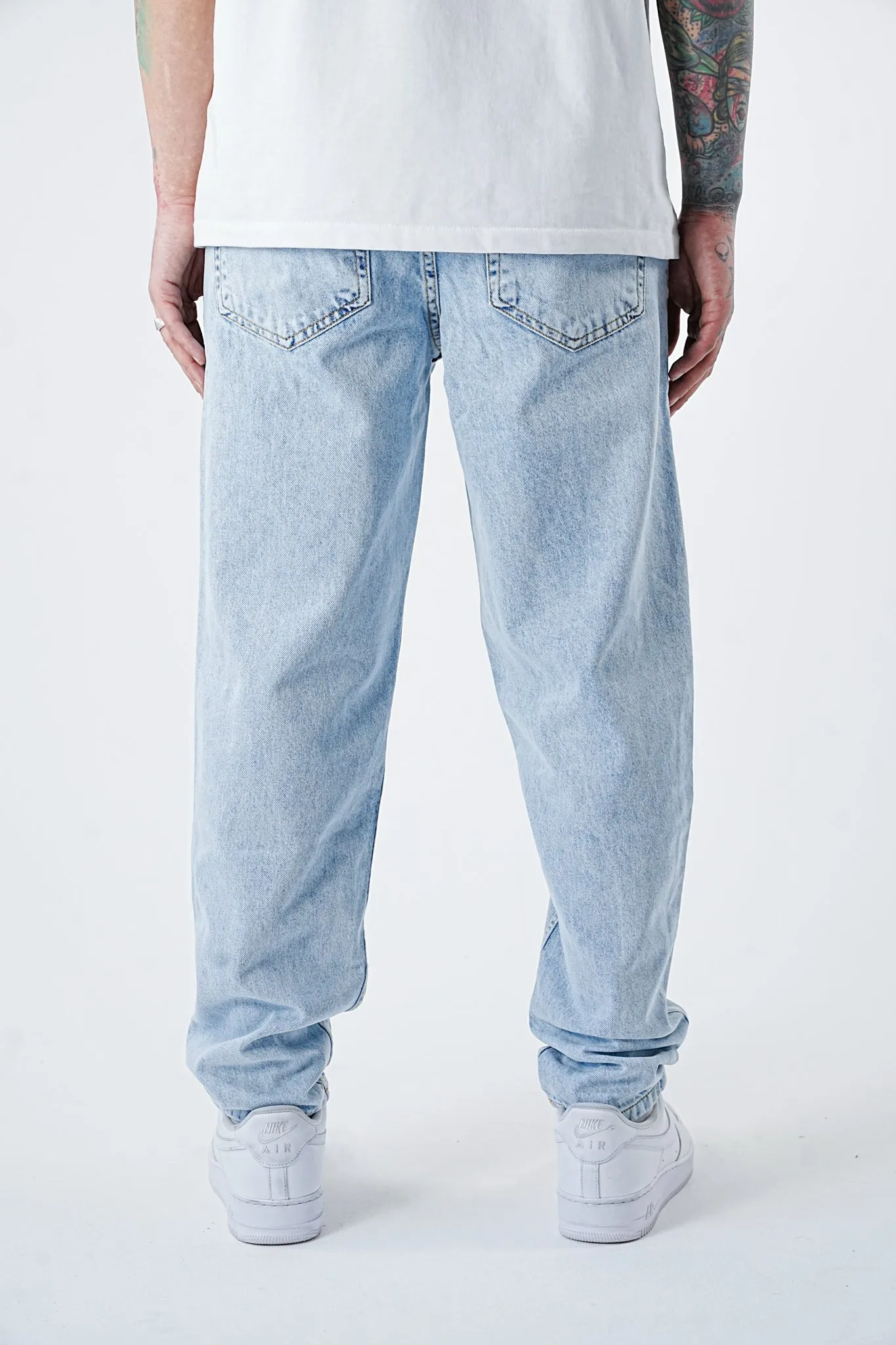 Premium Basic Vintage Blue Essential Jeans