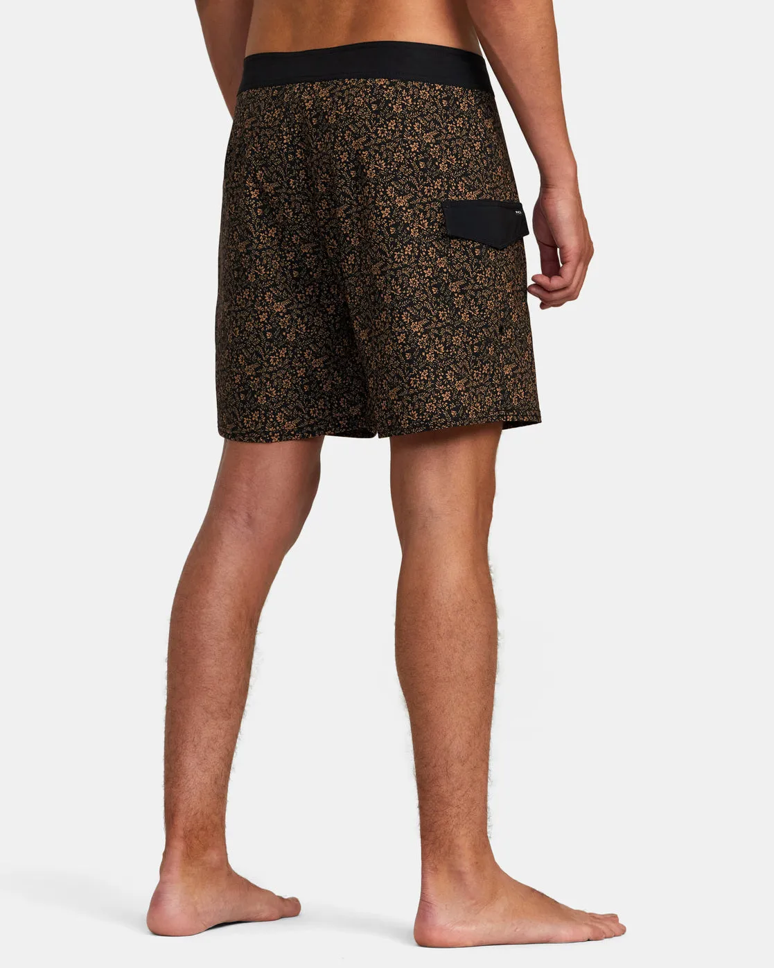 Restless 17 Boardshorts - Floral