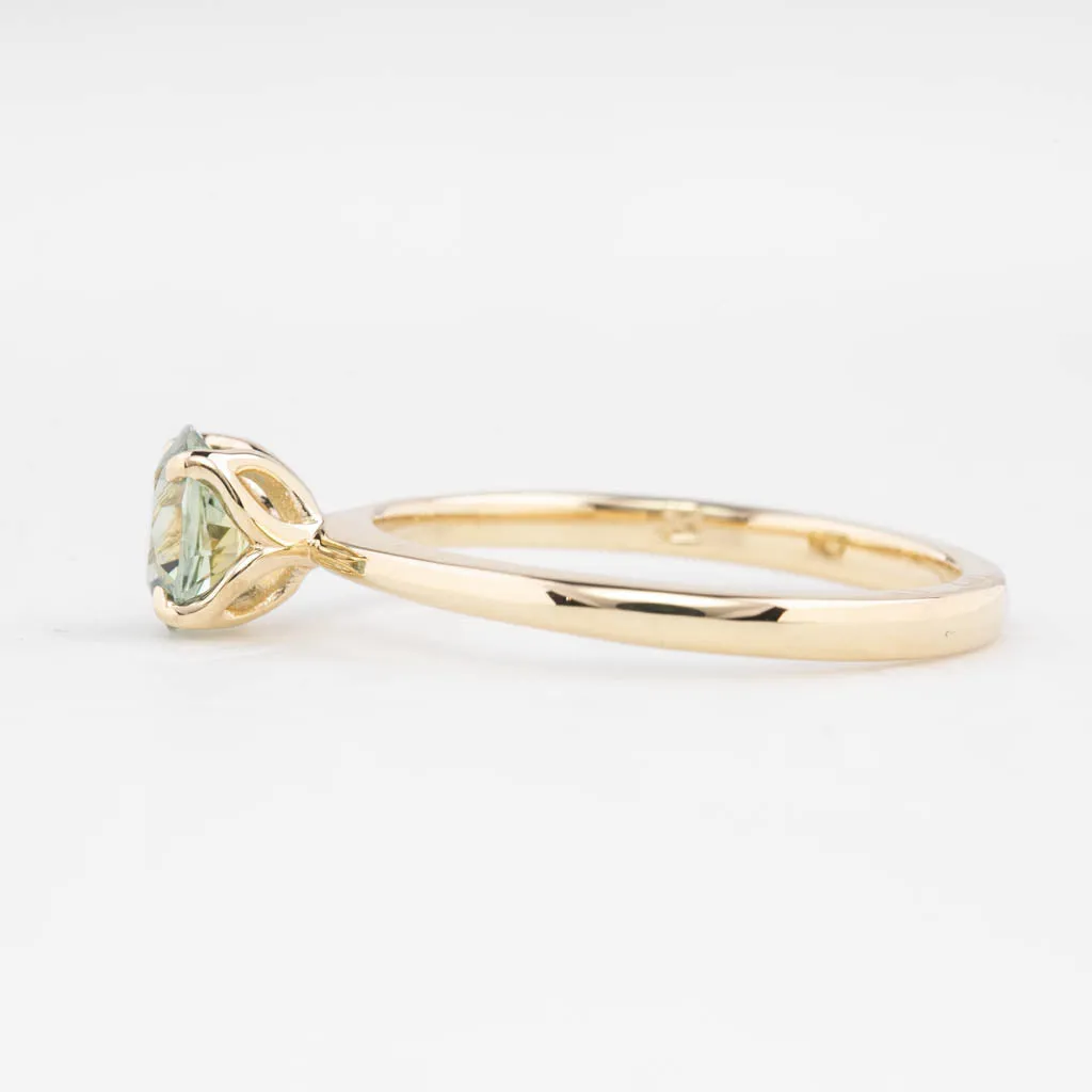 Sara Ring 0.94ct Parti Green Yellow Round Montana Sapphire, 14K Yellow Gold (One of a kind)