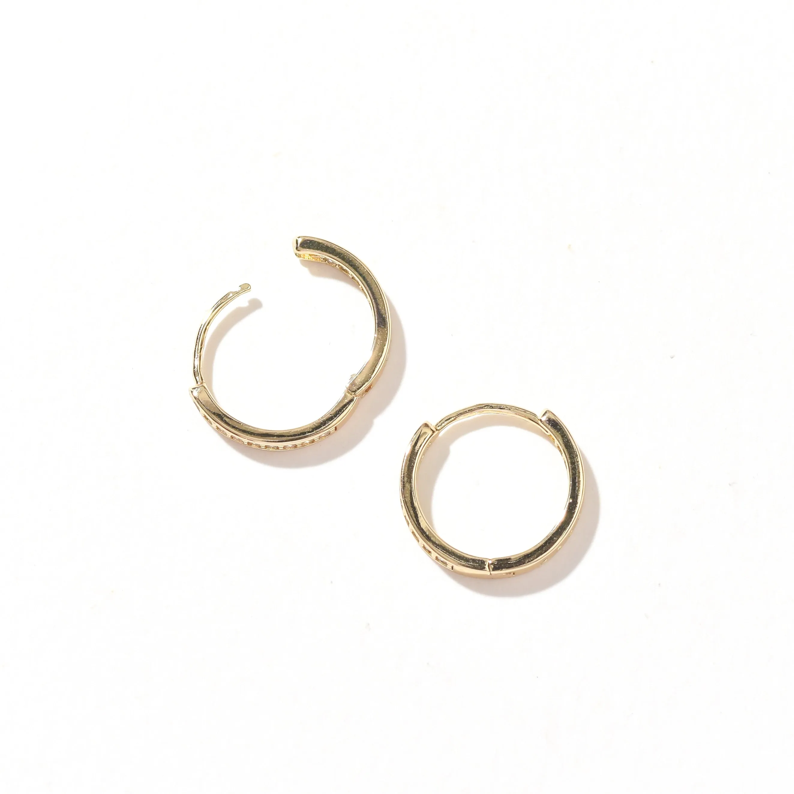 Sherlyn Hoops | Gold